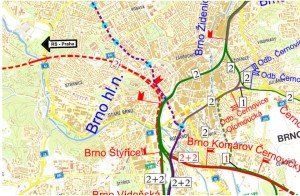 U varianty Nádraží v centru - Pod Petrovem, je červenou přerušovanou čárou vyznačena tunelová část.