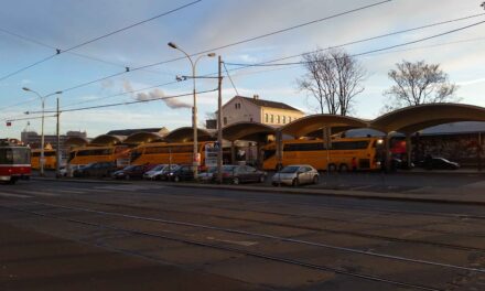 Autobusové nádraží v Brně u Grandu