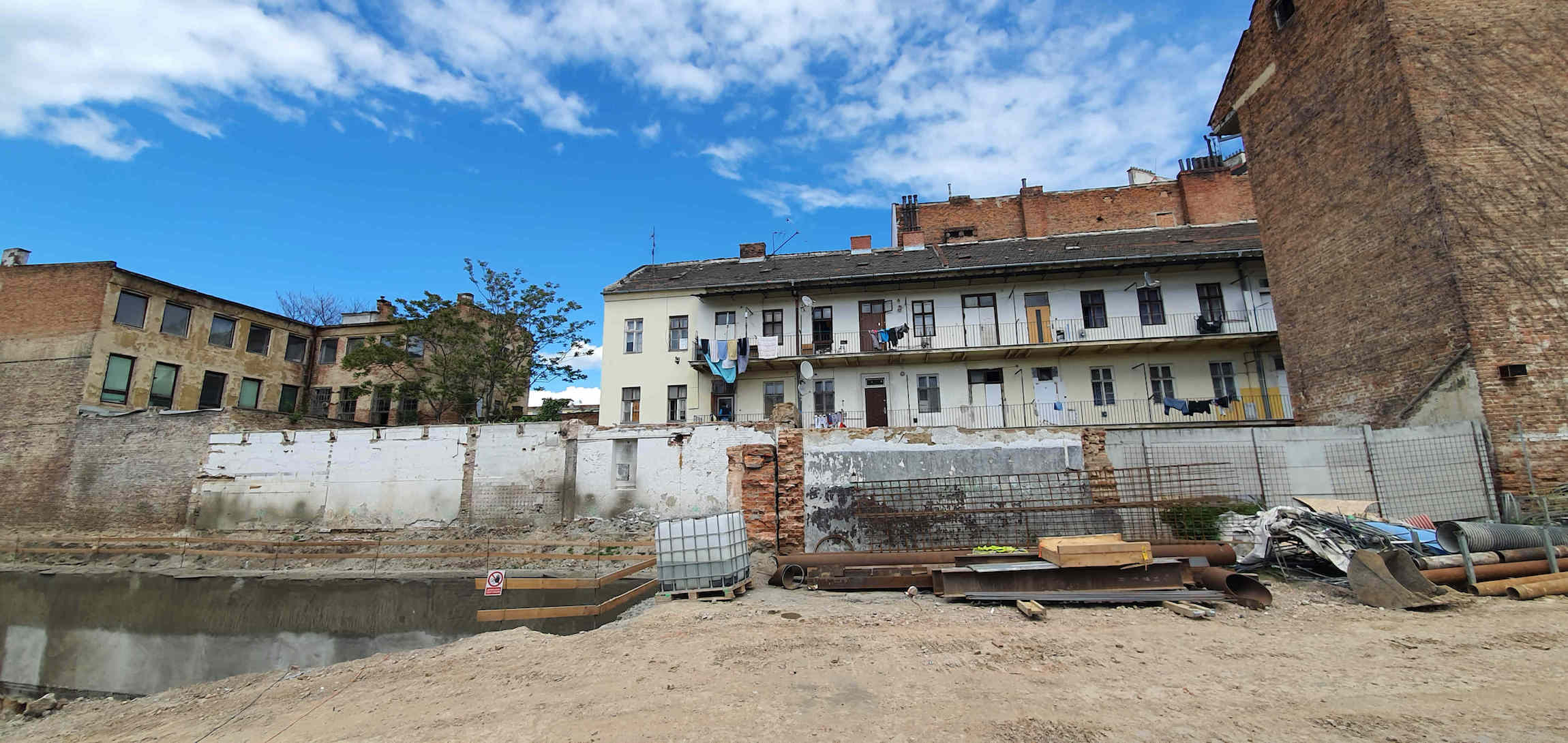 Výstavba mezi ulicemi Cejl a Francouzská v Brně, květen 2021