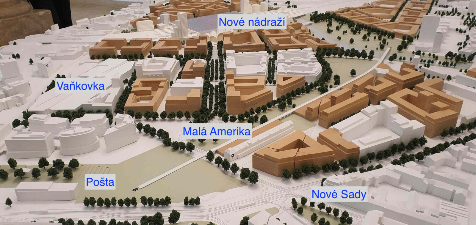 Model umístění nového brněnského hlavního nádraží