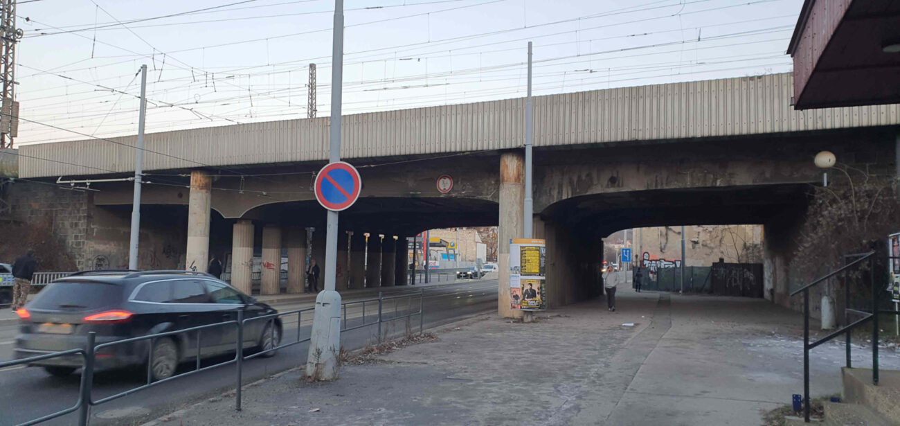 Železniční most v Židenicích přes ulici Bubeníčkova