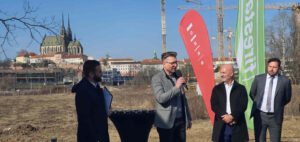 Slavnostní poklepání symbolického základního kamene nového brněnského bulváru