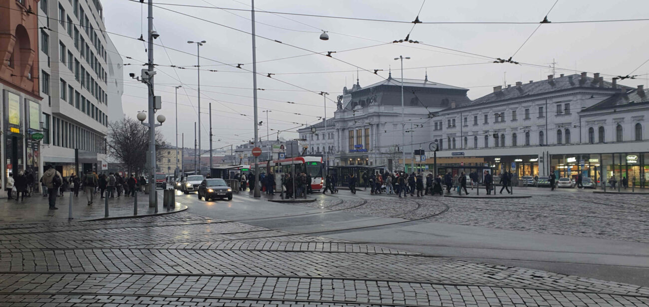 Přestupní uzel městské veřejné dopravy u Brněnského hlavního nádraží
